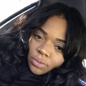 Meet your Posher, Lafaye